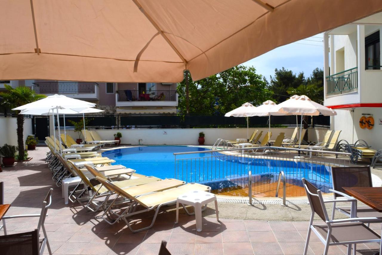 פוליכרונו Hotel Ammos מראה חיצוני תמונה